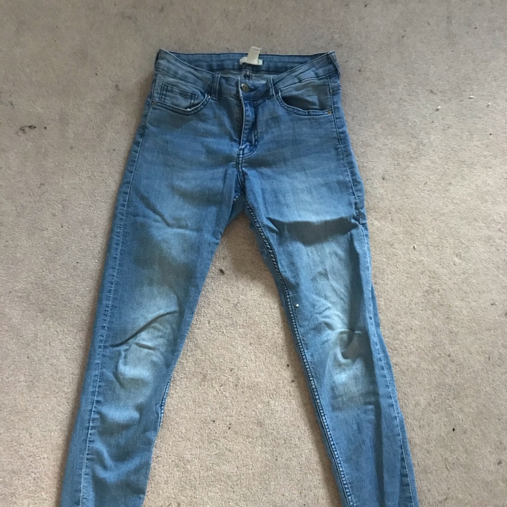 H&M beautiful shaded jean in size 36/6